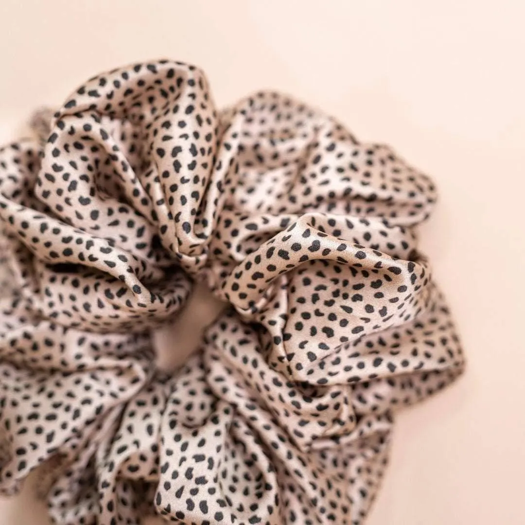 Curlfriend Collective Leopard Lover 100% Mulberry Silk Scrunchie