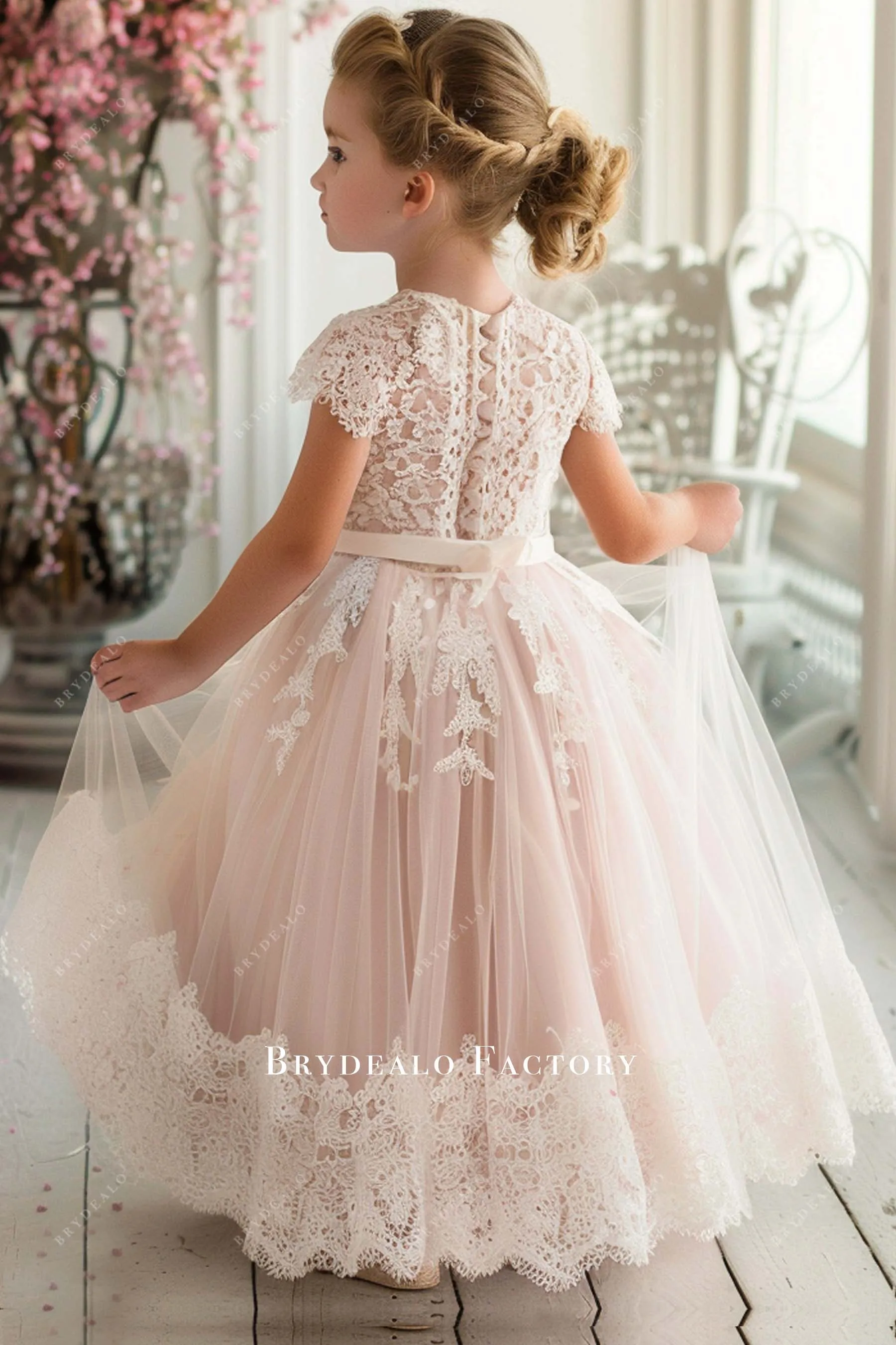 Elegant Lace Tulle Pearl Pink Floor Length Flower Girl Dress