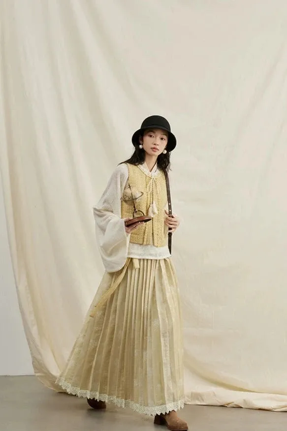 Lemon Croissant 柠檬可颂 Modernized Song Ming Wrap Skirt & Yuanling Bijia Vest Set